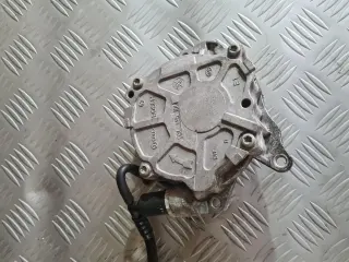 Вакуум помпа за Volkswagen Passat B7 2.0TDI 140кс