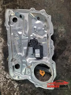 Стъклоповдигач (преден десен) за Audi A8 D3 4.2 FSI