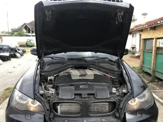 Bmw x5 e70 M power 555hp НА ЧАСТИ ( бмв х5 е70 М 555 ) — снимка 6