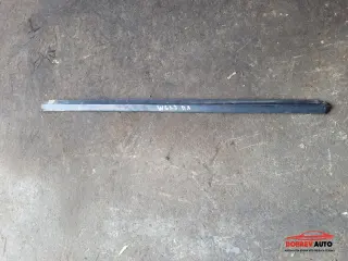 Водобранна лайсна (предна лява) за Mercedes Viano W639