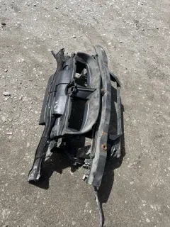 Маска/очиларка бмв 3 е90/91 ( maska bmw e90/91 ) — снимка 2