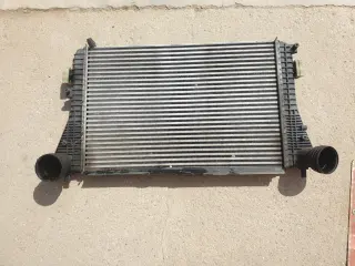 Интеркулер за VW Passat CC 2.0TSI
