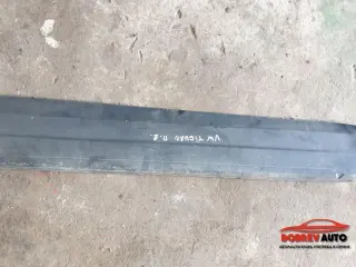 Предна дясна външна лайсна за VW Tiguan 5N