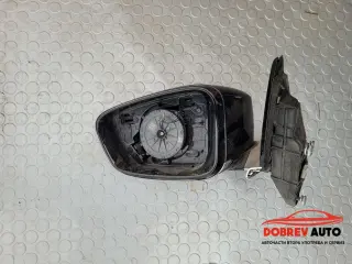 Ляво огледало (без стъкло и камера) за BMW 740d G11