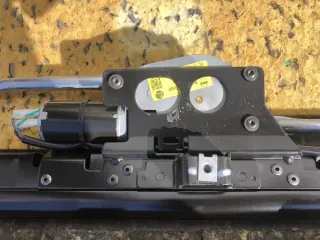 Задна електрическа щора бмв 5 ф10 ( zadna elektricheska shtora bmw f10 — снимка 3