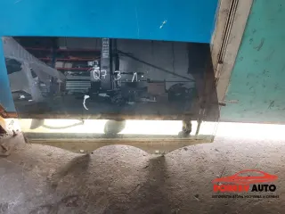 Стъкло (задно ляво) за Audi Q7 4L