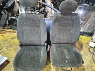 Седалки - 7 места за Opel Zafira A 2.2 i 147 к.с.