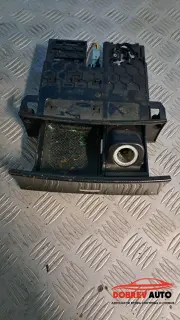 Преден пепелник за Mercedes ML 320 W164
