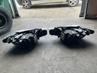 Фарове бмв ф30/31 ксенон ( farove bmw f30/31 xenon ) — снимка 3