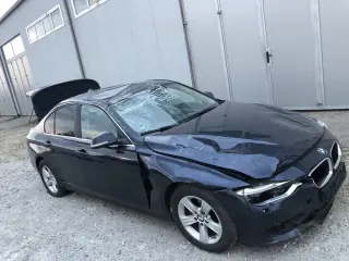 Bmw F30 320xd 184hp НА ЧАСТИ ( бмв 3 ф30 320хд 184 коня ) — снимка 2