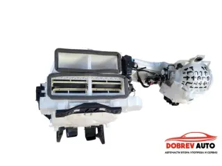 Конзола парно за Peugeot 3008 2nd Gen P84
