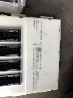 Компютър/фем модул/ключ бмв 3 ф30/31 ( computer/fem/key f30 320d ) — снимка 3