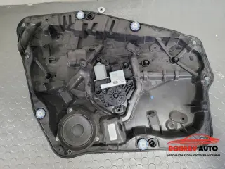 Стъклоповдигач (заден десен) за BMW X4 G02