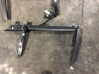 Щори бмв 7 ф01/02 ( shtori bmw f01/02 ) — снимка 2