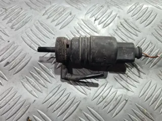 Помпичка за течност за чистачки за VW Passat B5 2.5 TDI