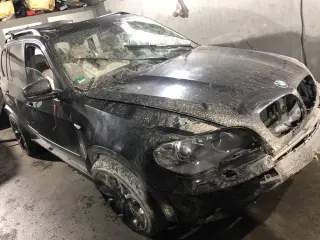 Bmw x5 e70 3.0d 245hp LCI НА ЧАСТИ ( бмв х5 е70 3.0д 245 фейслифт ) — снимка 2