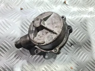 Вакуум помпа за VW Passat B5 2.5 TDI