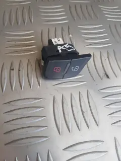 Бутон за централно заключване за Audi A5 8T Coupe