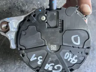 Алтернатор бмв 5 г30/31 540д 320 ( alternator bmw 5 g30/31 540d ) — снимка 3