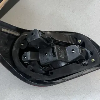Bmw E60 десен стоп седан — снимка 3