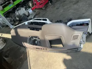 Арматурно табло бмв 7 г11/12 ( armaturno tablo bmw 7 g11/12 ) — снимка 2