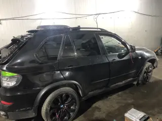 Bmw x5 e70 3.0d 245hp LCI НА ЧАСТИ ( бмв х5 е70 3.0д 245 фейслифт ) — снимка 3