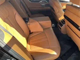 Bmw G11 750i x-drive 449hp M-pack  НА ЧАСТИ ( бмв г11 750 бензин 449 коня ) — снимка 5