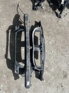 Маска/очиларка бмв 3 е90/91 ( maska bmw e90/91 )
