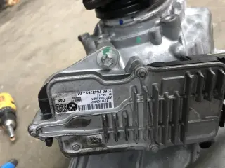 Раздатка с моторче бмв х5 е70 4.0д 306 ( razdatka bmw x5 e70 4.0d 306h — снимка 3