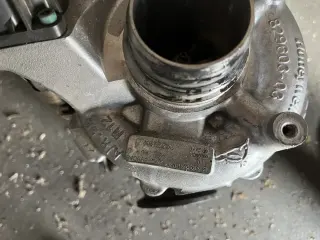 Турбини бмв 7 г11/12 750и 449 ( turbini bmw g11/12 5.0i 449 hp ) — снимка 3