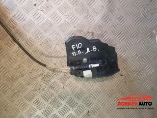 Брава (предна лява) за BMW F10 520d Sedan десен волан