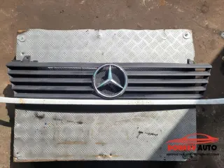 Решетка за Mercedes Vito W638