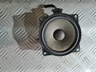 Задна дясна тонколона за VW Golf 5 1.6FSI