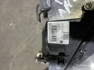 Десен дайнамик ксенон фар бмв х3 ф25 ( dynamic xenon far bmw x3 f25 ) — снимка 3