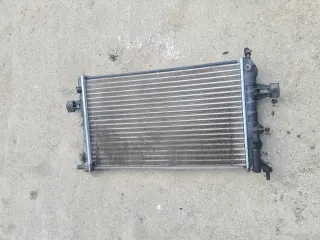 Воден радиатор - автоматик за Opel Zafira A 2.2 i 147 к.с.
