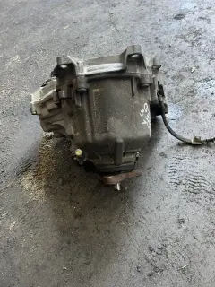 Раздатка с моторче бмв 5 г30/31 540хд 320 ( razdatka bmw g30/31 540xd