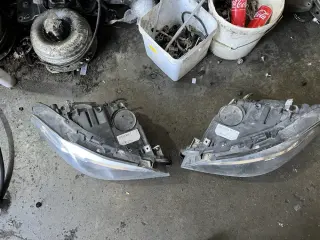 Би ксенон фарове бмв ф10/11 фейслифт ( bi xenon bmw f10/11 LCI ) — снимка 4