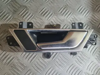 Задна дясна вътрешна дръжка за Audi A6 C6 2.7 TDI Quattro