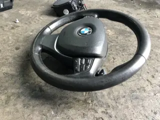 Волан с пера БМВ Ф серия (volan s pera bmw F series) — снимка 2