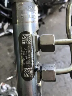 Помпа/дюзи/рейл бмв 3 ф30/31 320д 184 ( pompa diuzi bmw 3 f30/31 320d — снимка 4