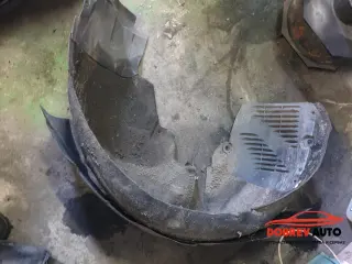 Заден десен подкалник за Mercedes CLS 500 W219