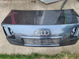 Заден капак за Audi A8 D3