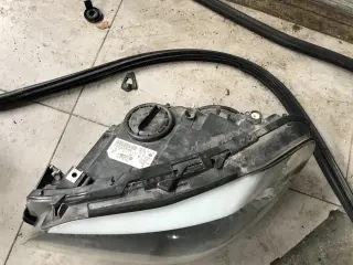Фар бмв ф10/11 DYNAMIC LED XENON ( far bmw f10/f11 ) — снимка 2
