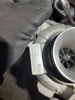 Турбо бмв Б47Д20А 2.0д 190 ( turbo bmw B47D20A 2.0d 190hp ) — снимка 3