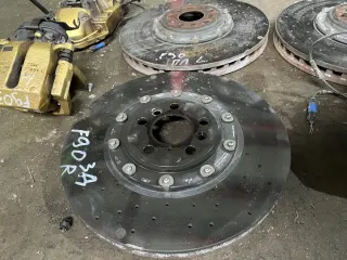 Керамични спирачки бмв М5 Ф90 ( ceramic brakes bmw M5F90 ) — снимка 2