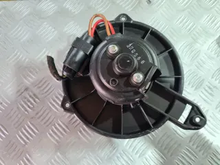 Моторче за парно за Audi A6 C5 i Automat Sedan
