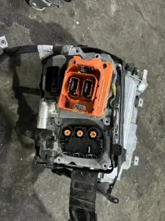 Батерия/инвертор бмв 5 г30/31 530е 184 ( bateriq/invertor bmw g30 530e — снимка 4