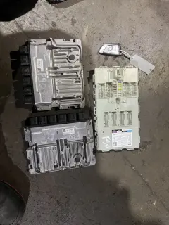 Компютър бмв М5 Ф90 2018г ( computer bmw M5 F90 625hp )