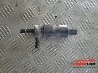 Помпа чистачки за VW Sharan