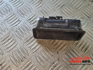 Бутон (заден капак) за BMW E90 седан